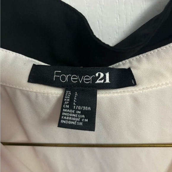 See through white blouse doll size M with tie - Picture 3 of 3